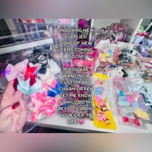 🩷🩷 HANDMADE CHARMS & MORE 🩷🩷